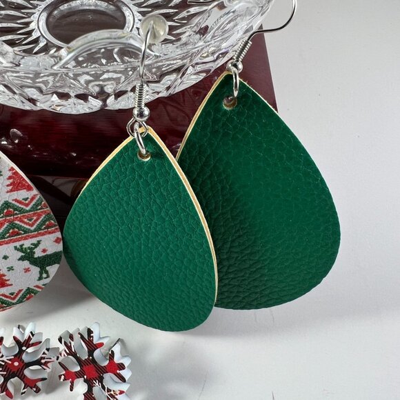 Christmas-Themed Faux Leather Dangle Earrings & Snowflake Studs - Picture 4 of 4